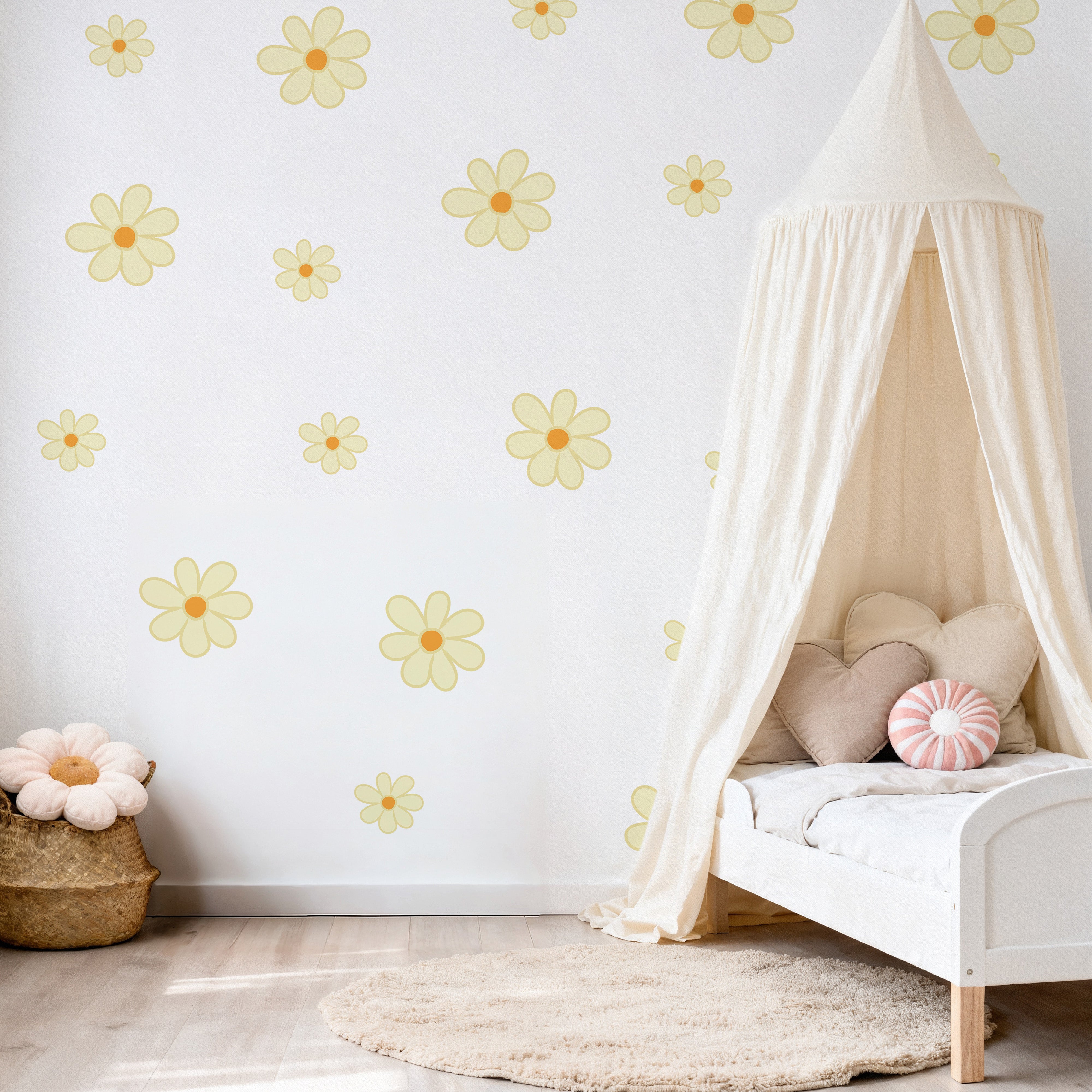 Daisy Flower in Pastel Yellow