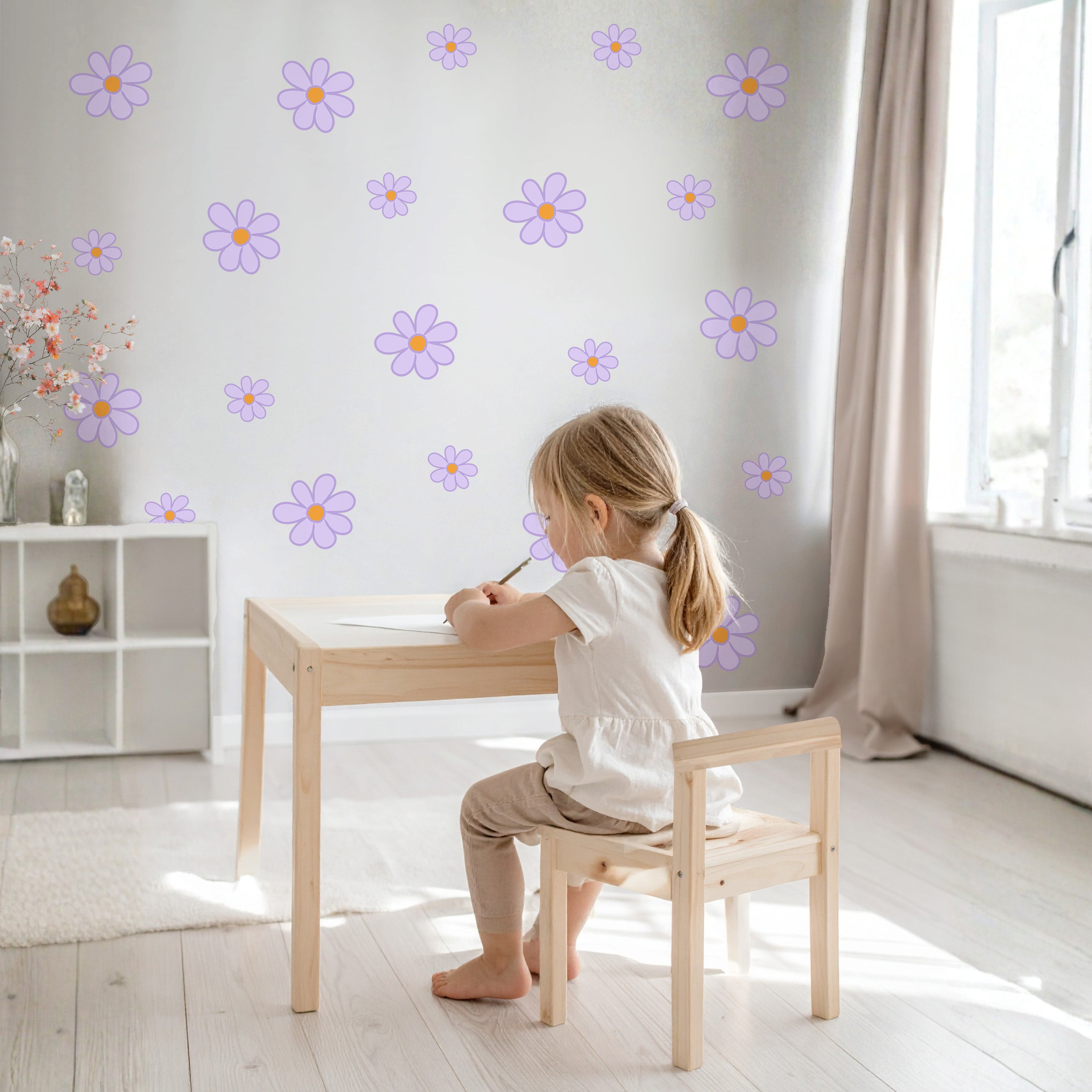 Daisy Flower in Pastel Purple